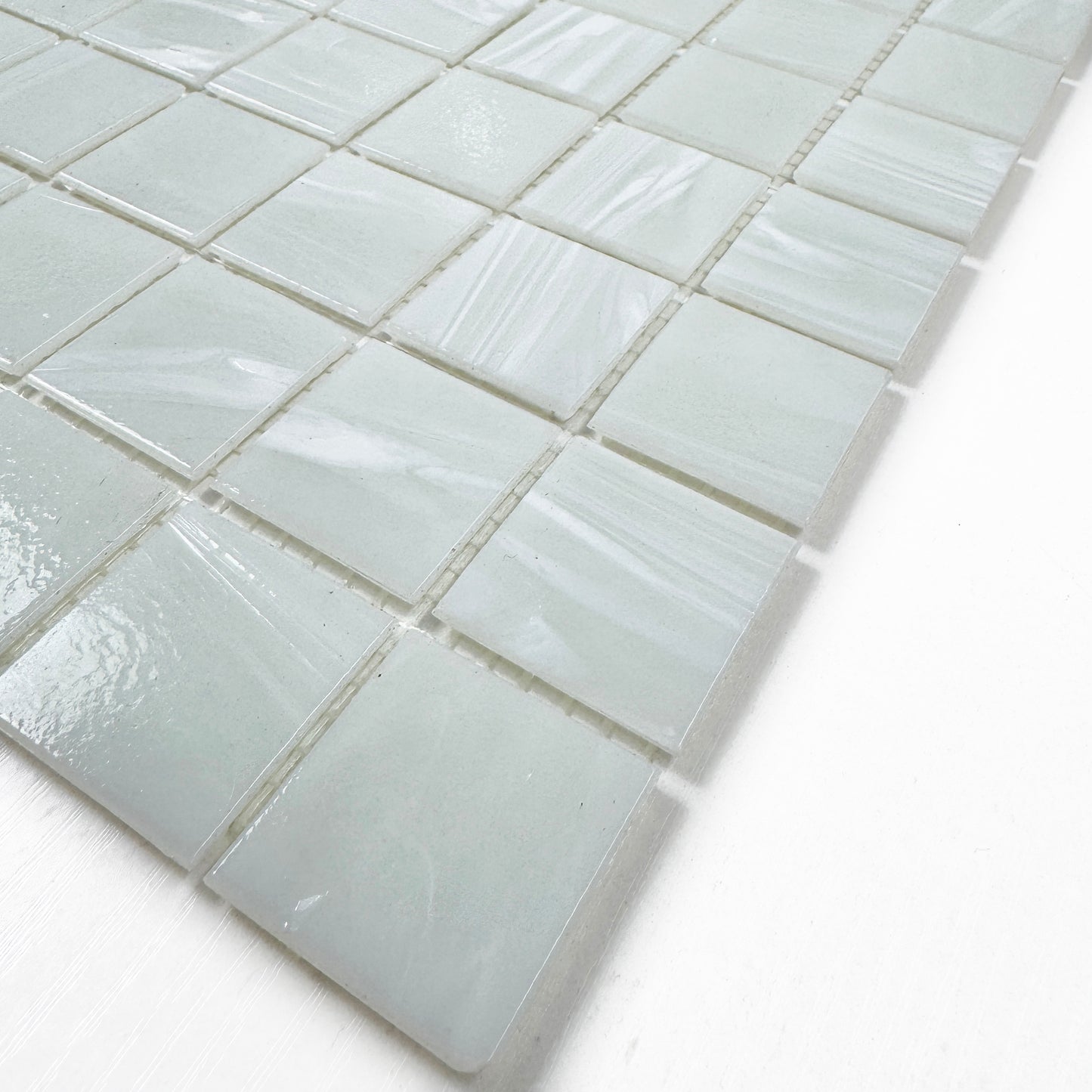 White Hand Drawing Hot Melt Glass Mosaic-Swimming Pool Tile