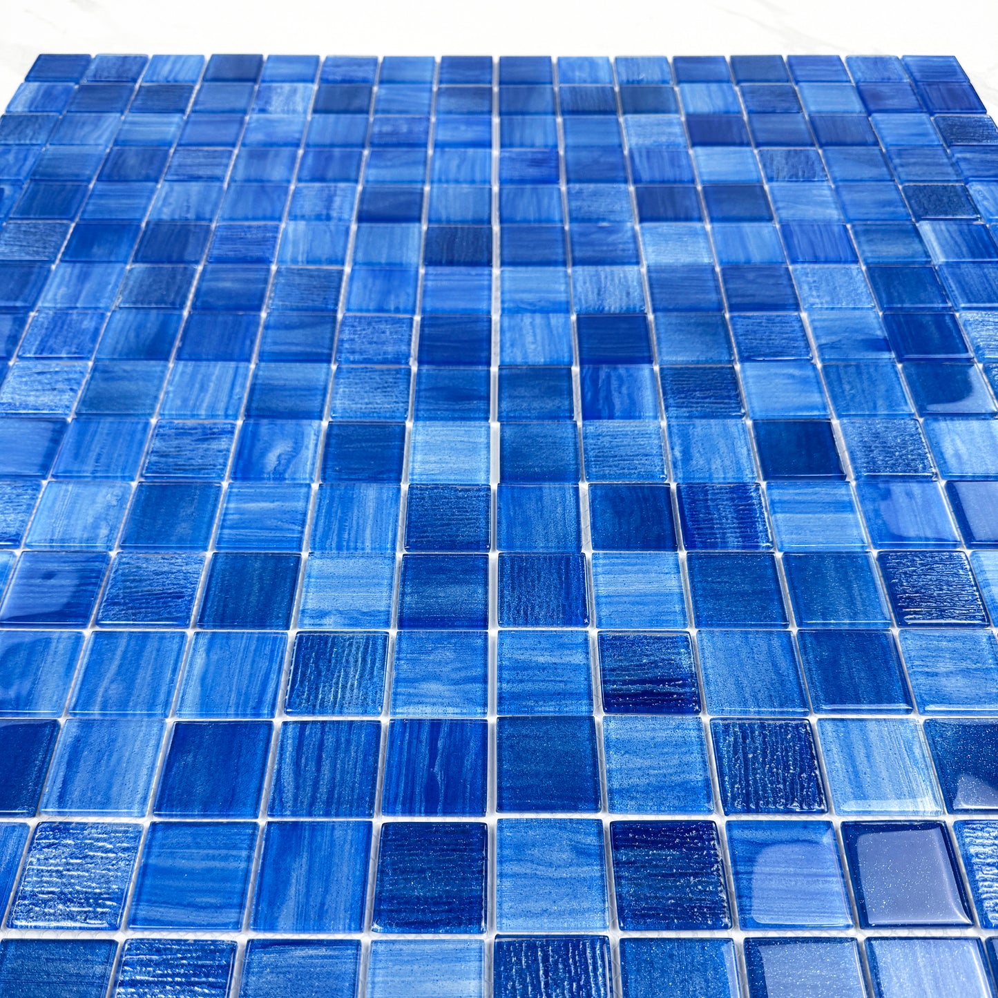 Noble Haven Loyal Blue & Navy Blue & Neon Blue Mixed Cloud Hand-Drown Crystal Glass Mosaic